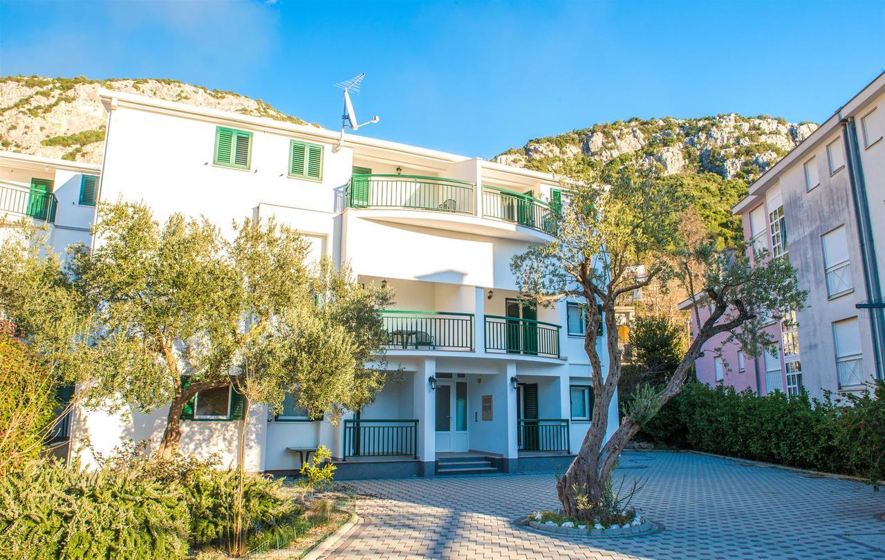 Apartments Denis Klek Exterior foto